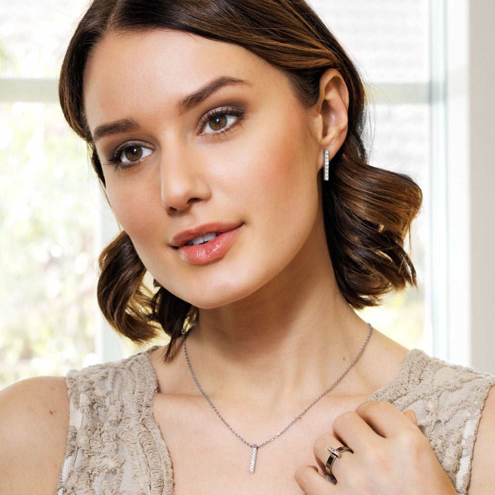 Brilliance Straight Crystal Necklace