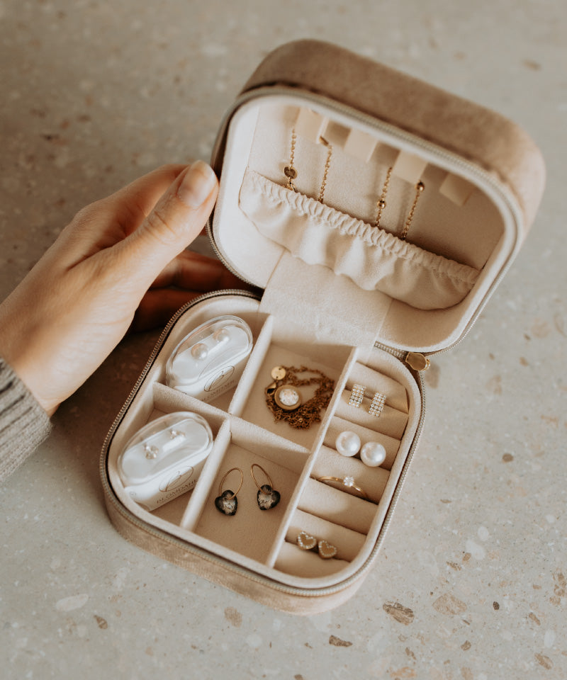 Blomdahl Jewelry Case