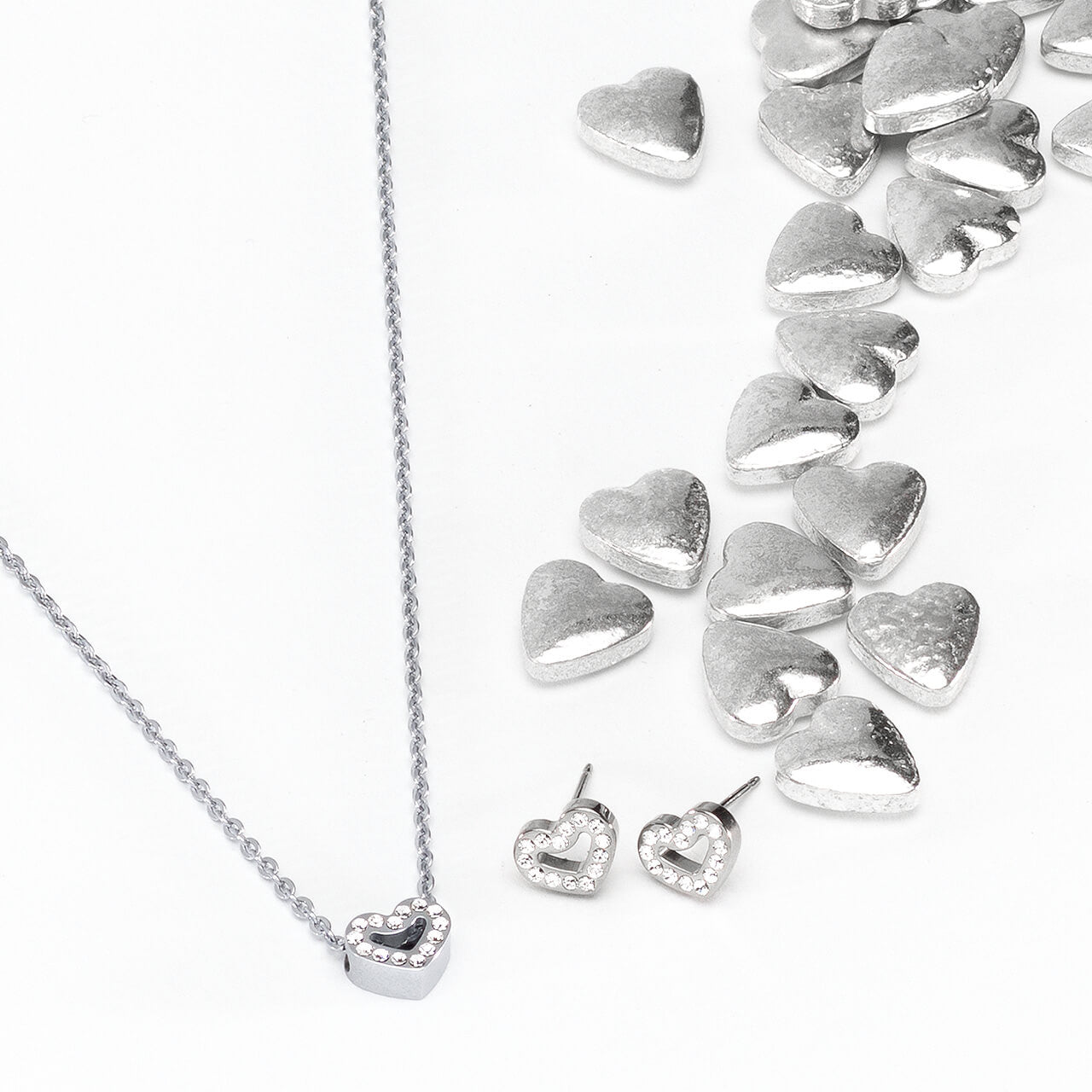 Brilliance Heart Hollow Earrings