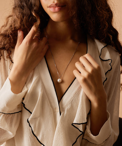 Model Wearing Silver Classic Extra Long Necklace 56-60cm