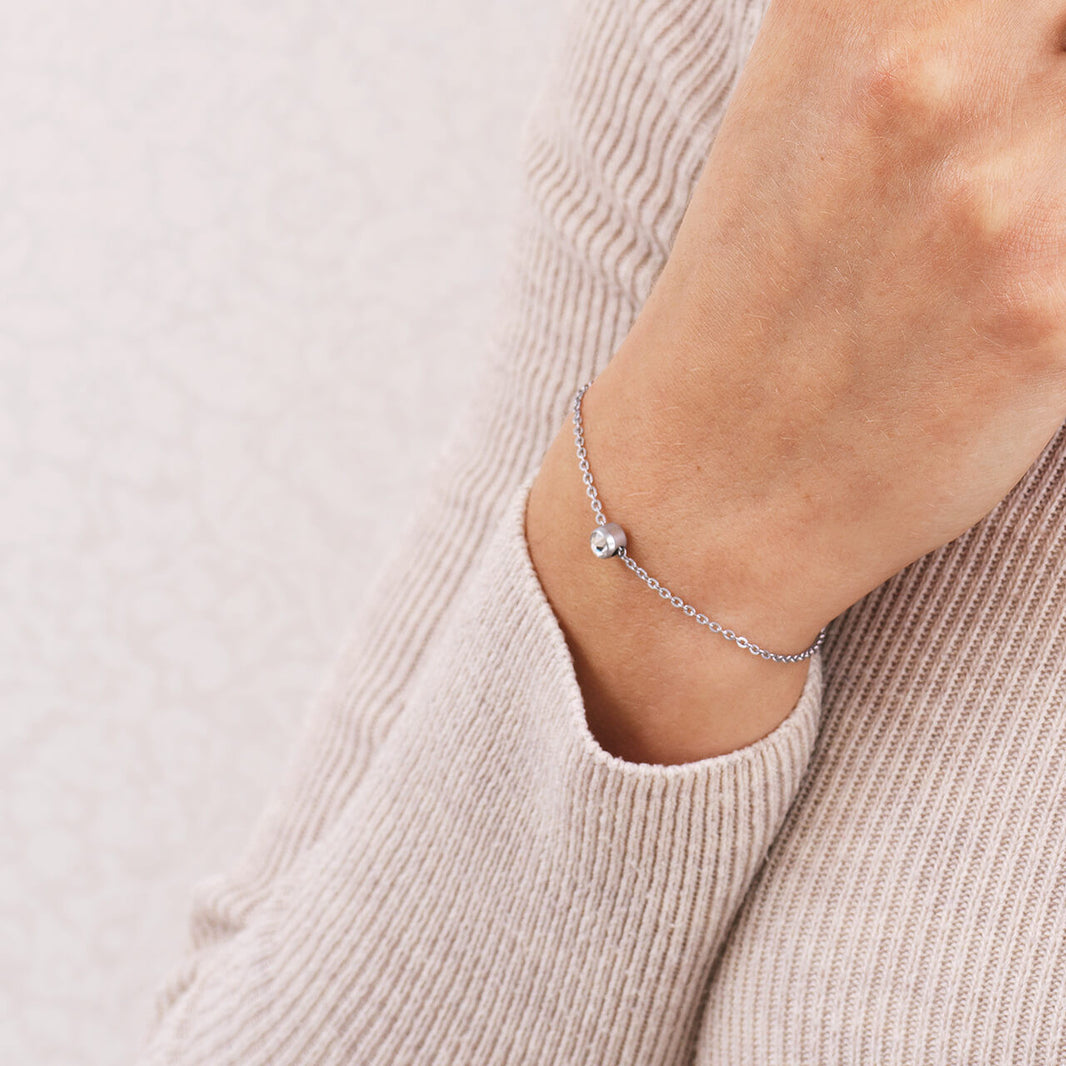 Bezel Crystal Bracelet