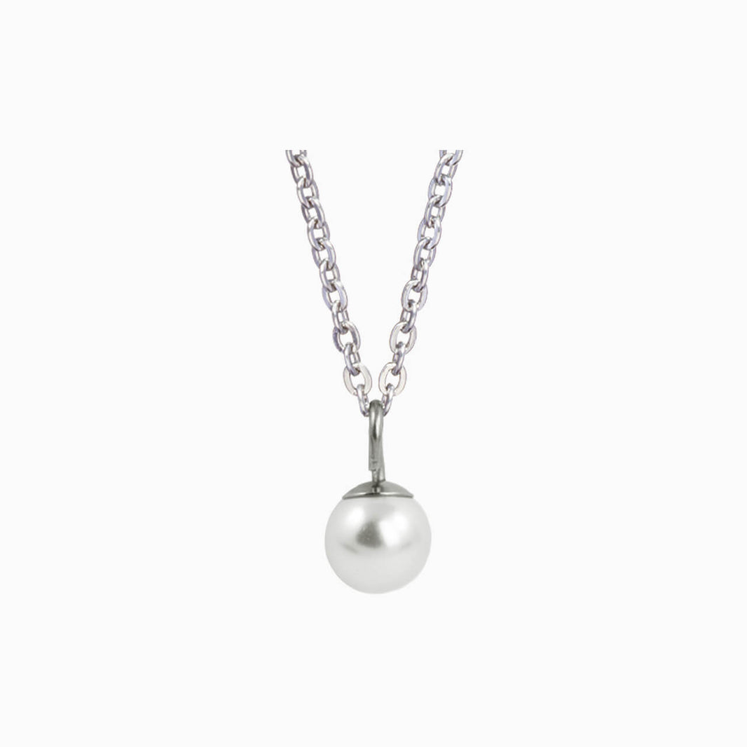 White Pearl Necklace