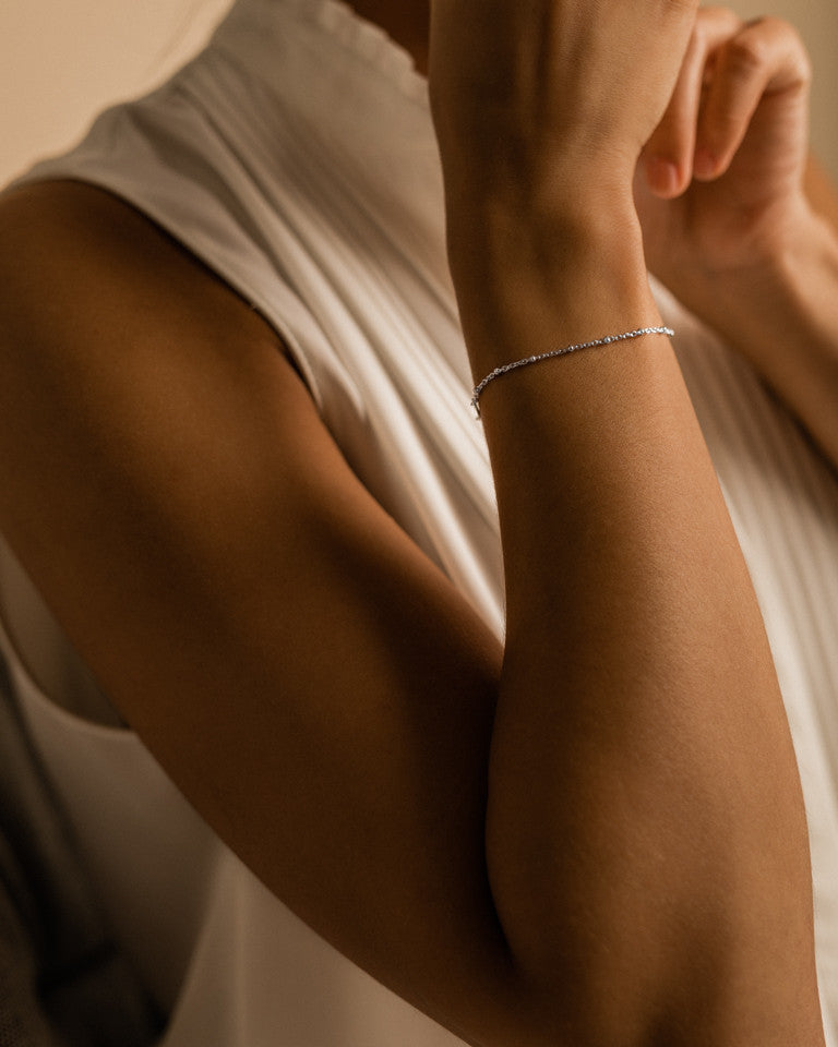 Ball bracelet in silver on model