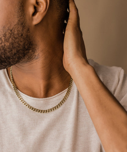 Grand Curb Link Necklace