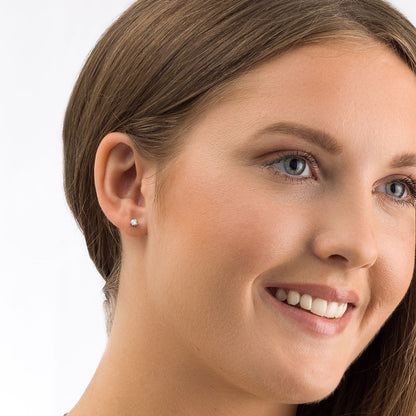 4mm prong set earrings