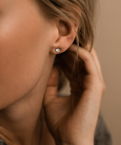 5mm prong set earrings