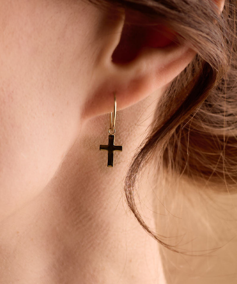 Cross pendant earrings for sensitive skin