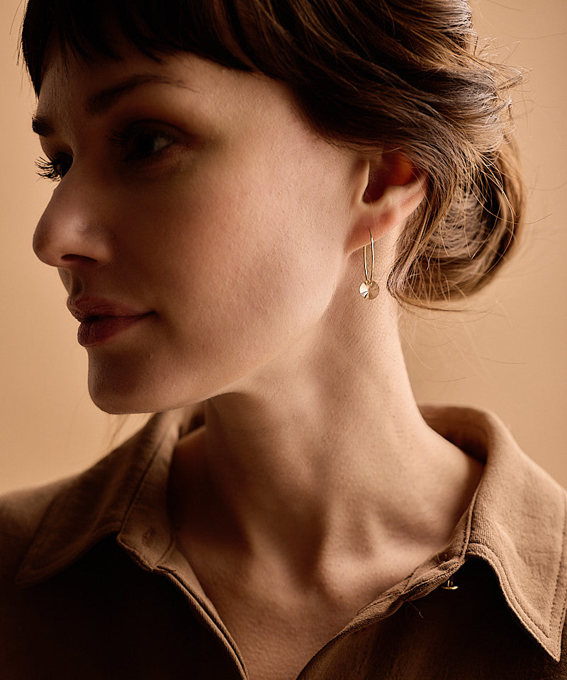 Golden Titanium Golden Shadow Round Pendant 25mm Ear Ring
